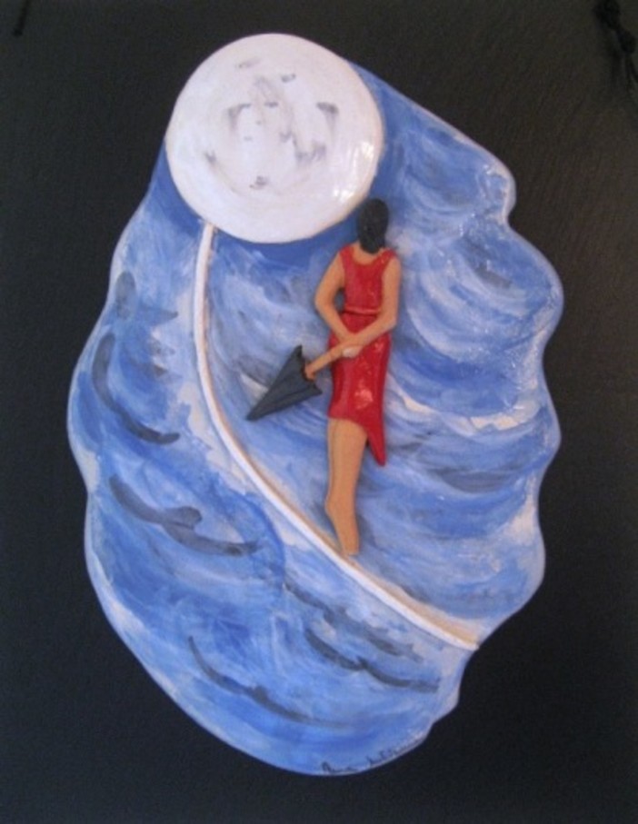 Savona prosegue l'iniziativa "Vetrine d'artista" con la mostra di Santoiemma