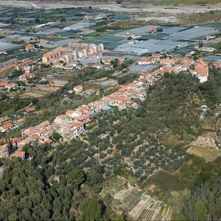 Albenga, illuminazione pubblica sempre accesa a San Fedele: &quot;Intollerabile un simile spreco di energia&quot;