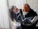 Il Comune di Cisano Sul Neva contribuisce all’acquisto de “La Stanza degli abbracci”  per gli anziani del Trincheri