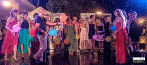 Andora, giovedì 8 agosto torna “Una Sfilata di risate” Andora, giovedì 8 agosto torna “Una Sfilata di risate”