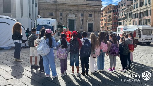 Rotary in piazza a Savona: lezioni gratuite sulle manovre di disostruzione aperte a tutti Rotary in piazza a Savona: lezioni gratuite sulle manovre di disostruzione aperte a tutti