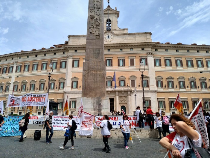 Maestre diplomate magistrali, caos riapertura Gae: previsto sciopero l'11 settembre