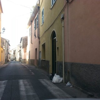 Raccolta differenziata ad Albenga: ancora disorganizzazione nelle frazione