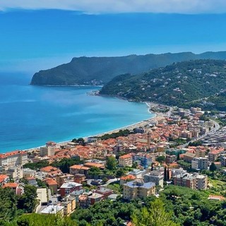 Spotorno, frana lungo strada per l'isola ecologica: chiusura del centro dal 19 marzo