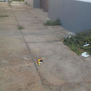 Siringhe e sporcizia in stazione a Loano Siringhe e sporcizia in stazione a Loano