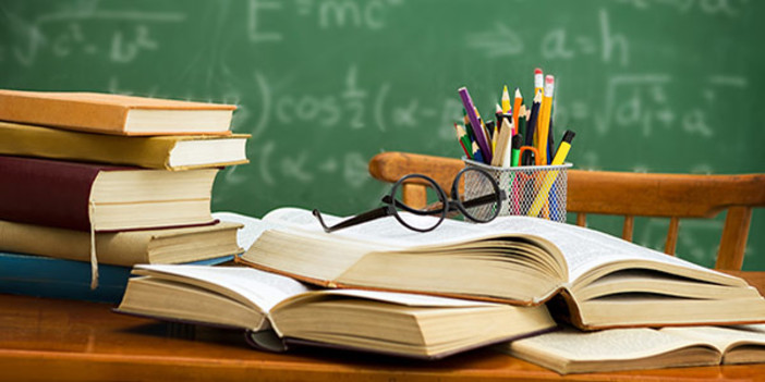 Troppi docenti in quarantena: le scuole cercano anche universitari da Messa a Disposizione Troppi docenti in quarantena: le scuole cercano anche universitari da Messa a Disposizione