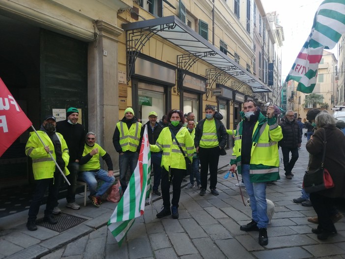 Sciopero dei servizi ambientali: anche i lavoratori di Finale Ambiente incrociano le braccia