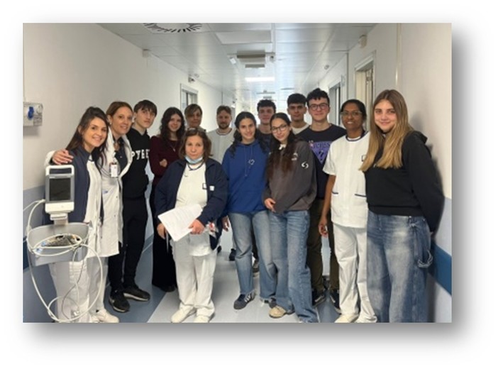 Savona, esperienza formativa all'ospedale San Paolo per gli studenti del Liceo Grassi