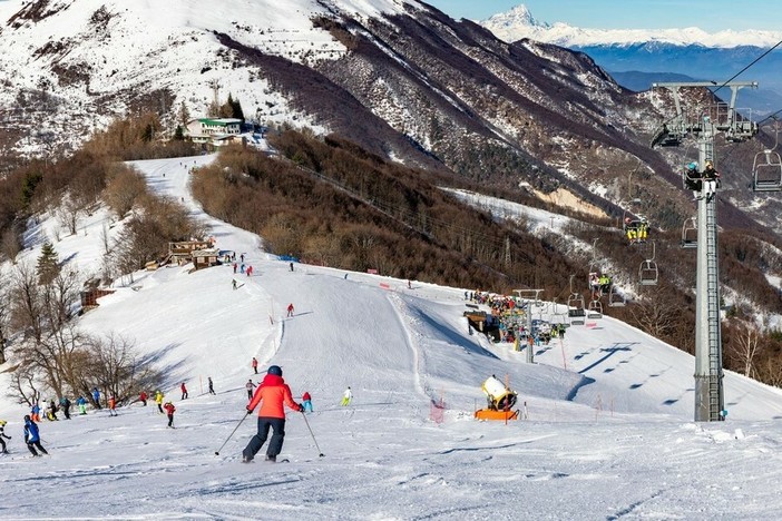 Regione, aperto il nuovo bando per diventare maestro di sci e snowboard