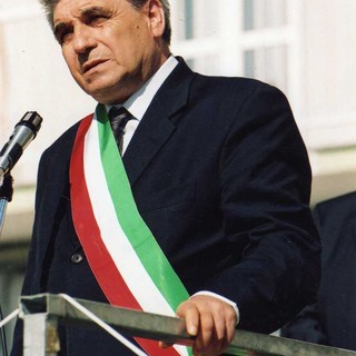 Cairo intitola il "Teatro Comunale" all'ex sindaco Osvaldo Chebello: sabato 22 ottobre la cerimonia