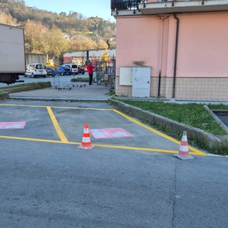 Millesimo, creati tre stalli di sosta “rosa” per donne in gravidanza e neo genitori