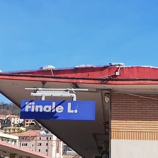 Finale, il sindaco Frascherelli sulle condizioni della stazione ferroviaria: "Minoranza tardiva, l'Amministrazione è già andata oltre"