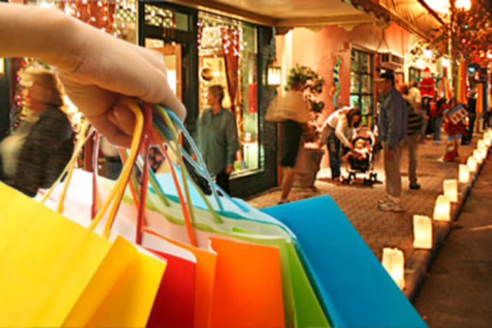 Chiusura domenicale dei negozi, Tiziana Minuto CGIL: "Feste e domeniche sono sacrosante. E' sempre stata una nostra battaglia"