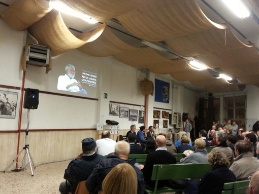 Primarie del Pd, Sergio Cofferati a Savona: &quot;La Giunta Burlando non è credibile. La Paita non è il cambiamento&quot;