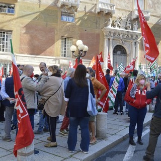 Sicurezza sul lavoro: arriva anche a Genova la mobilitazione nazionale indetta da Cgil, Cisl e Uil (VIDEO e FOTO) Sicurezza sul lavoro: arriva anche a Genova la mobilitazione nazionale indetta da Cgil, Cisl e Uil (VIDEO e FOTO)