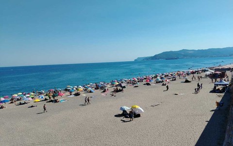Savona, bivacchi e danni sotto il Priamar, Scaramuzza attacca: "Ora tanto fermento, ma i problemi ci sono tutto l’anno"