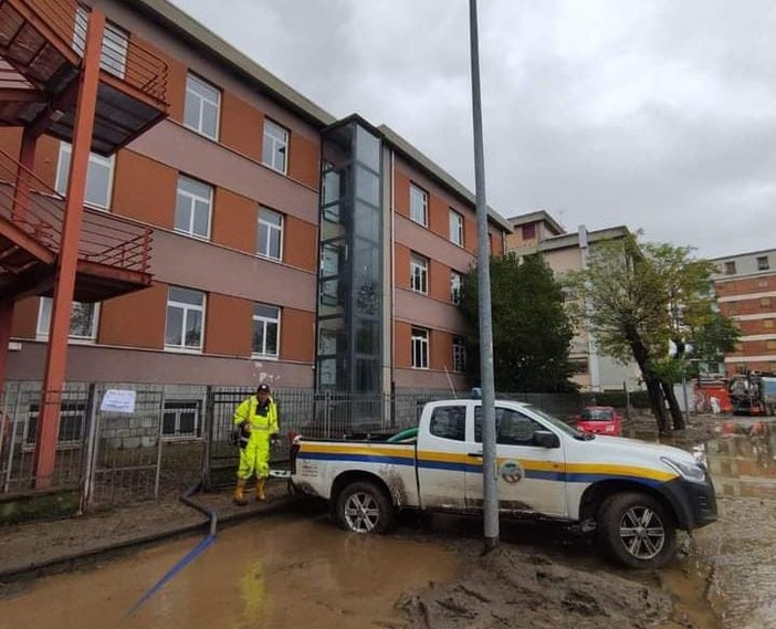 Alluvione a Cairo, la mensa della scuola elementare trasloca: lavori affidati