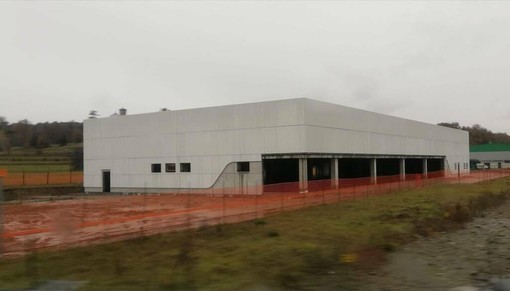 Nuovo supermercato a Carcare, De Vecchi: "Siamo in attesa della Commissione Consiliare per avere chiarezza sull'accordo tra operatori della grande distribuzione"