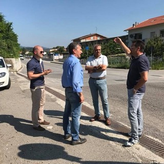 Carcare, messa in sicurezza e nuova asfaltatura per la 'variante del Mulino' (FOTO)