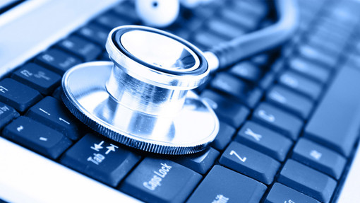 Vaccini diversi per medici di età diverse? L'Ordine dei Medici della provincia di Savona: "Discriminazione inaccettabile"