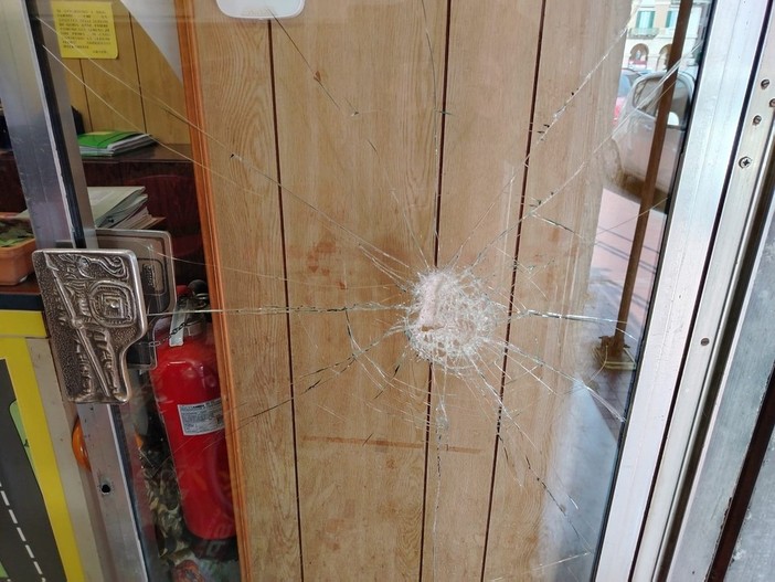 Parcheggi sotterranei e danneggiamenti in centro. L'Assessore Pasquali dal Questore: "Ci è stato garantito il massimo sforzo da parte delle forze dell’ordine"