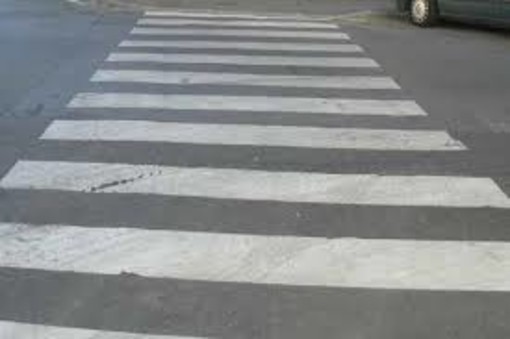 Lunedì chiuse al traffico via Concezione e via San Pietro a Finale per il rifacimento degli attraversamenti pedonali