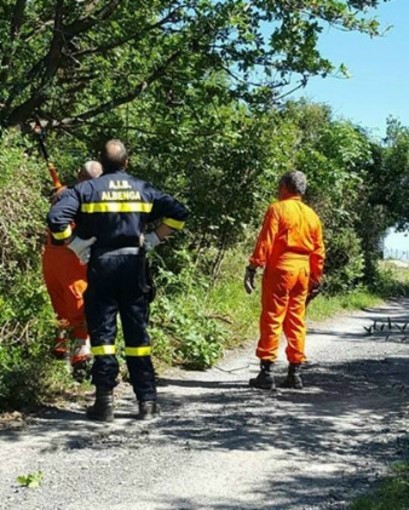 Nel weekend esercitazione della squadra antincendio di Albenga Nel weekend esercitazione della squadra antincendio di Albenga