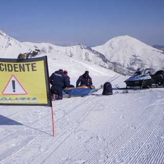 Limone Piemonte, due sciatori liguri infortunati sulle piste della Riserva Bianca