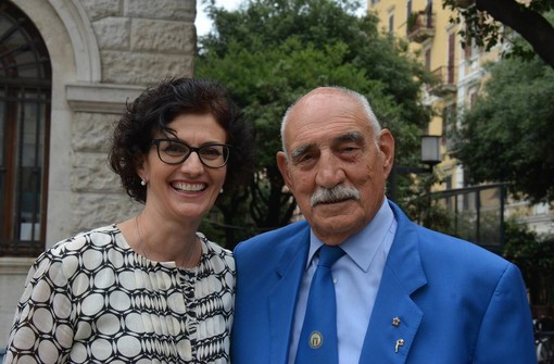Nella foto, Roberto Bracco con il sindaco di Savona Ilaria Caprioglio