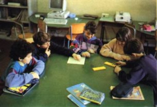 Da lunedì 174mila studenti liguri tornano sui banchi di scuola Da lunedì 174mila studenti liguri tornano sui banchi di scuola