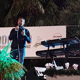 M5S ad Albenga per dire no alla "Schi-forma"