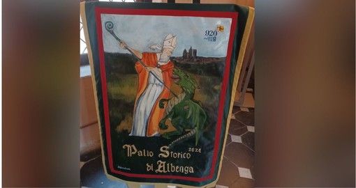 Palio Storico di Albenga, l’artista Stefania Loreto è l’autrice dello stendardo 2024 Palio Storico di Albenga, l’artista Stefania Loreto è l’autrice dello stendardo 2024