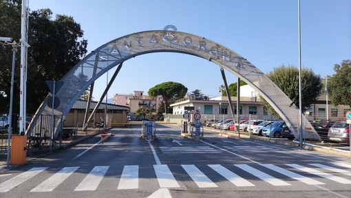 Pietra, cosa si rischia senza il punto nascite dell'ospedale Santa Corona