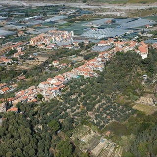 Giovane morta ad Albenga, effettuata l’autopsia: uccisa da un mix letale di sostanze