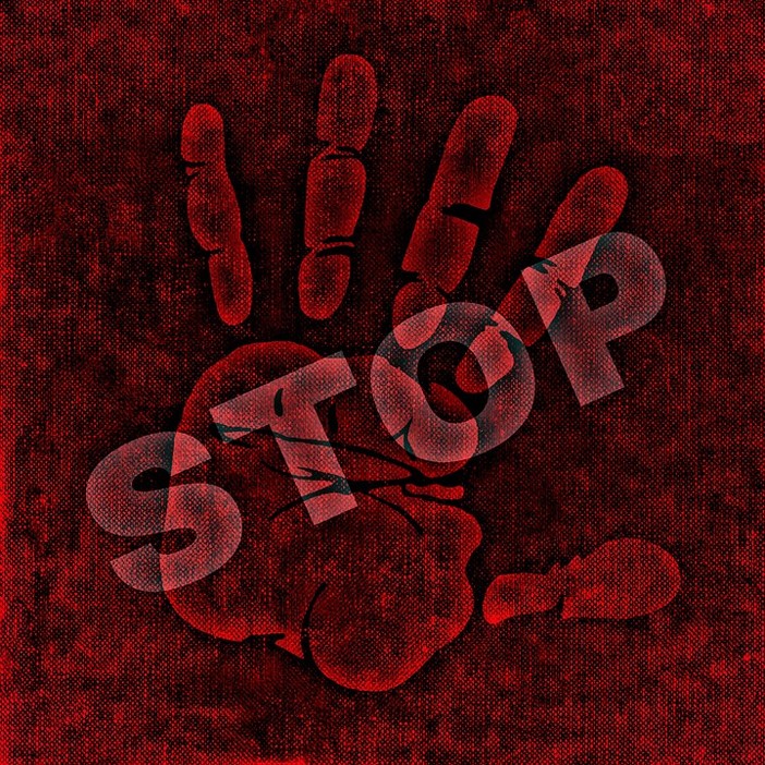 Comprensorio savonese, ragazzina disabile umiliata e bullizzata. La madre: "Torna a casa in lacrime perché le dicono negra di m."