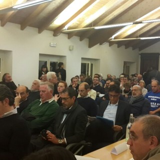 Progetto del Nuovo Santa Corona, nuova gelata dell'assessore Viale in consiglio: "Nessuna gara per la realizzazione della nuova struttura"