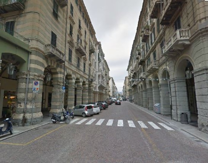 Gli ambulanti di Forte dei Marmi a Savona