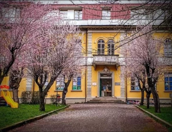 Altare, 100mila euro per il consolidamento del solaio del primo piano della scuola "Capasso" Altare, 100mila euro per il consolidamento del solaio del primo piano della scuola "Capasso"