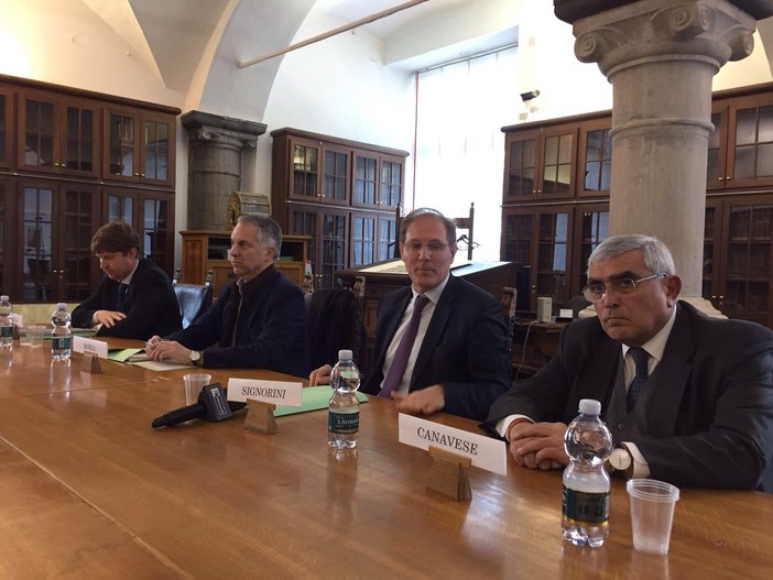 Si insedia il Comitato di Gestione dell'Authority del Mar Ligure, Signorini: "Obiettivo del Governo rendere Genova-Savona uno dei principali sistemi portuali d'Italia"