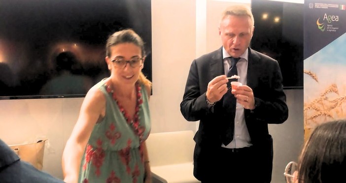 Il sorbetto “Begonia di Alassio” vola in Sicilia: presentato al G7 dell’Agricoltura a Siracusa Il sorbetto “Begonia di Alassio” vola in Sicilia: presentato al G7 dell’Agricoltura a Siracusa