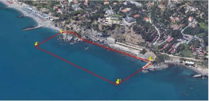 Ordigni bellici nel mare tra Albisola e Celle: in corso le operazioni di recupero e brillamento