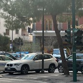 Savona, fuori uso anche i semafori di corso Tardy & Benech: scheda sostituite Savona, fuori uso anche i semafori di corso Tardy & Benech: scheda sostituite