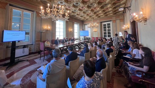 Due bandi per 12,5 milioni di euro complessivi dedicati alla formazione professionale (VIDEO) Due bandi per 12,5 milioni di euro complessivi dedicati alla formazione professionale (VIDEO)