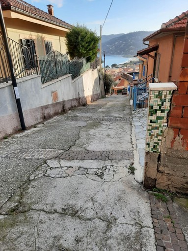 Al via da lunedì prossimo nuove asfaltature a Spotorno Al via da lunedì prossimo nuove asfaltature a Spotorno