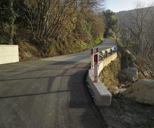 Varazze, procedono spediti i lavori sulle frane: riapre la Sp 57 (FOTO) Varazze, procedono spediti i lavori sulle frane: riapre la Sp 57 (FOTO)