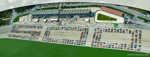 Il Fiat 500 Club Italia festeggia il 60° compleanno della 500 storica