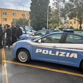 Studenti savonesi in visita alla Questura: un’esperienza di educazione civica sul campo