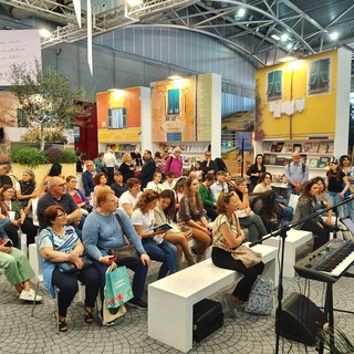 Salone del Libro di Torino, 100 relatori e 60 eventi nella “Sala Liguria”: al centro cultura, cantautorato, letteratura, comicità e arte