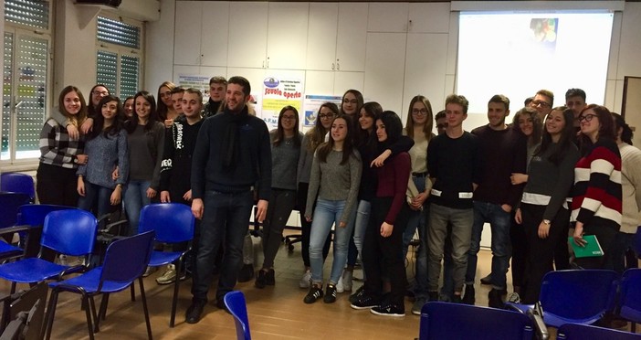 Parte il progetto "Build your future" all'Istituto Patetta di Cairo Montenotte Parte il progetto "Build your future" all'Istituto Patetta di Cairo Montenotte