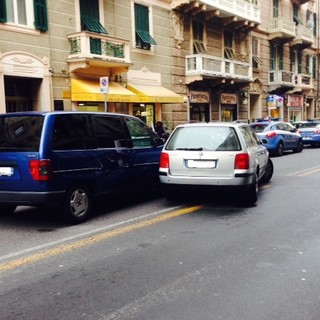 Savona, scontro tra macchine in Corso XX Settembre Savona, scontro tra macchine in Corso XX Settembre